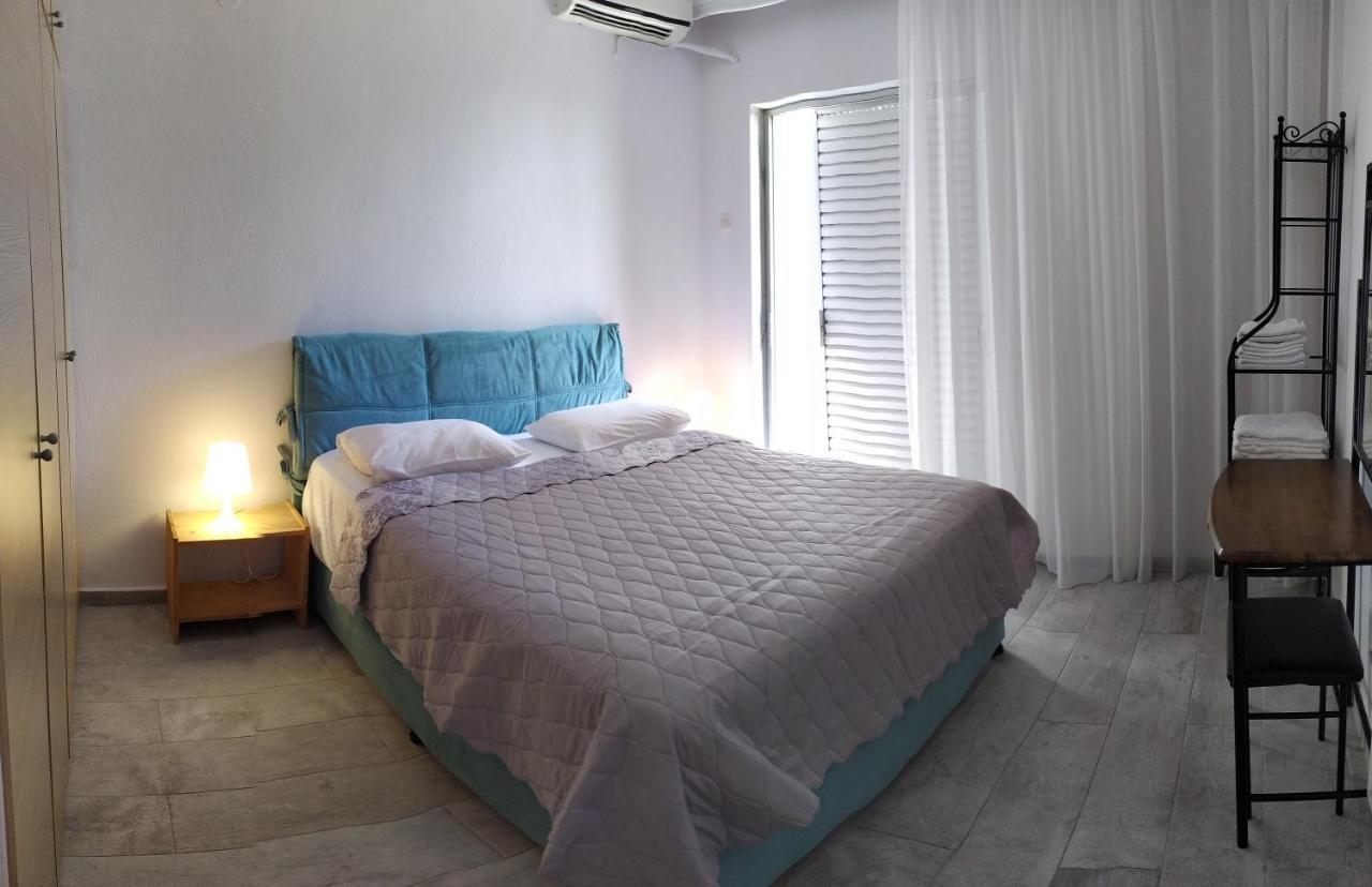 Luca Apartments PalaiónTsiflíkion Buitenkant foto