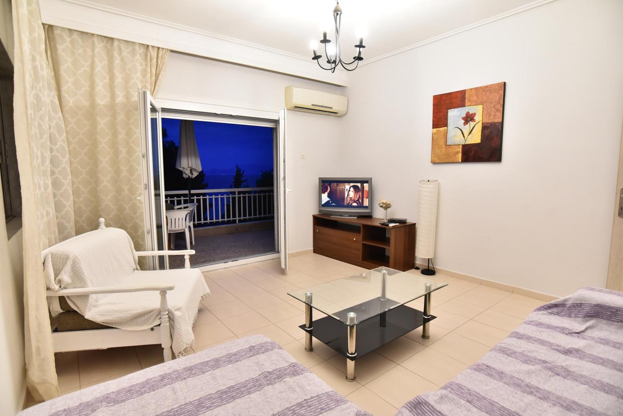 Luca Apartments PalaiónTsiflíkion Buitenkant foto